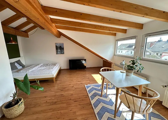 Cozy Loft With A View, Central, Close To Tradefair Apartment