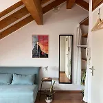 Apartamento Cozy Loft With A View, Central, Close To Tradefair Düsseldorf