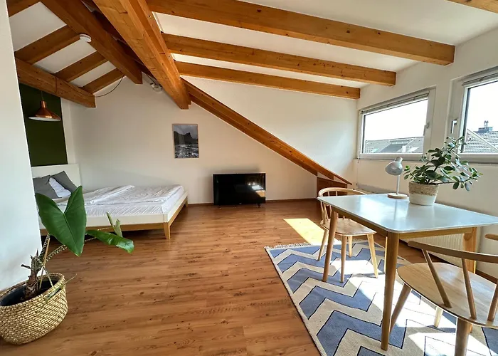 Cozy Loft With A View, Central, Close To Tradefair