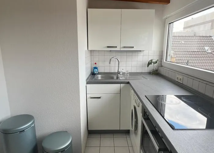 Apartamento Cozy Loft With A View, Central, Close To Tradefair